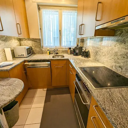 Viktoria A39 By * أروسا